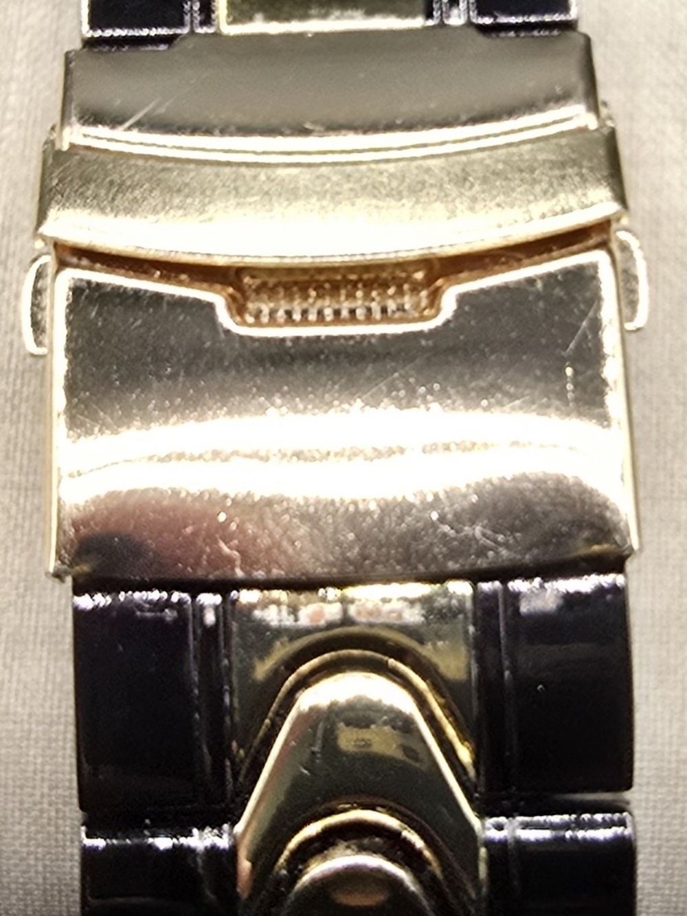 Invicta Reseve Gladiator Watch - Picture 8 of 10